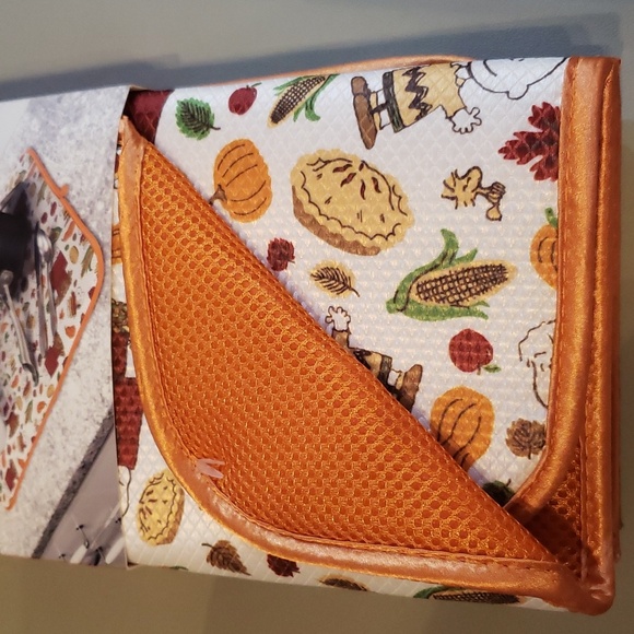 Peanuts Fall Thanksgiving themed 2 pk dish drying mats NWT - Picture 5 of 6